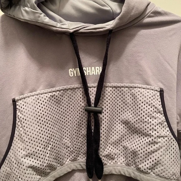 GymShark Cropped Hoodie - Picture 6 of 7